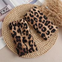 Pantalla De Mano Con Codos Para Mujer Estampado De Leopardo Estilo Retro Europeo Y Americano Con Borlas Decorativas 3D Versátil Para Mujer - details 19