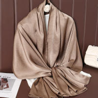 Pañuelo De Seda Lujoso Para Mujer En Color Sólido Moda Comodidad Y Versatilidad Shawl Muffler Neckerchief Bandanna Para Exterior - details 46