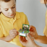 Llavero Mini Juguete De Libro Plegable 3D Con Formas Únicas Y Estilos Nuevos Juguete De Puzzle Cognitivo Para Niños - details 8