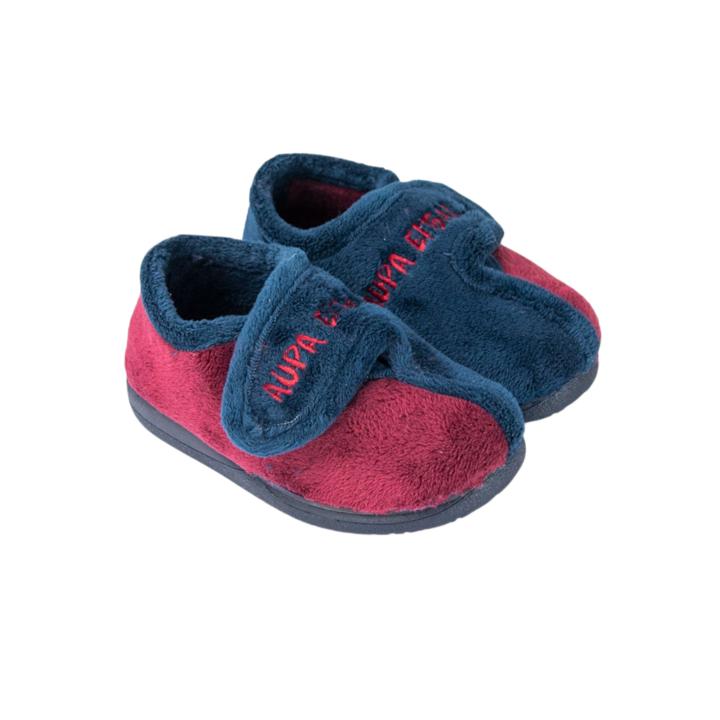 Davinia shoes children's home slippers from sd eibar, their high-top design combines the club's characteristic colors with the embroidered name, with a non-slip sole. Shoes&blues.es sdeibar-cfaei3