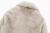 TRAFZA Chaqueta Corta De Pelo Sintético Para Mujer Estilo Vintage Cuello Enrollado Doble Botón Cierre Manga Larga Invierno Callejero - details 8