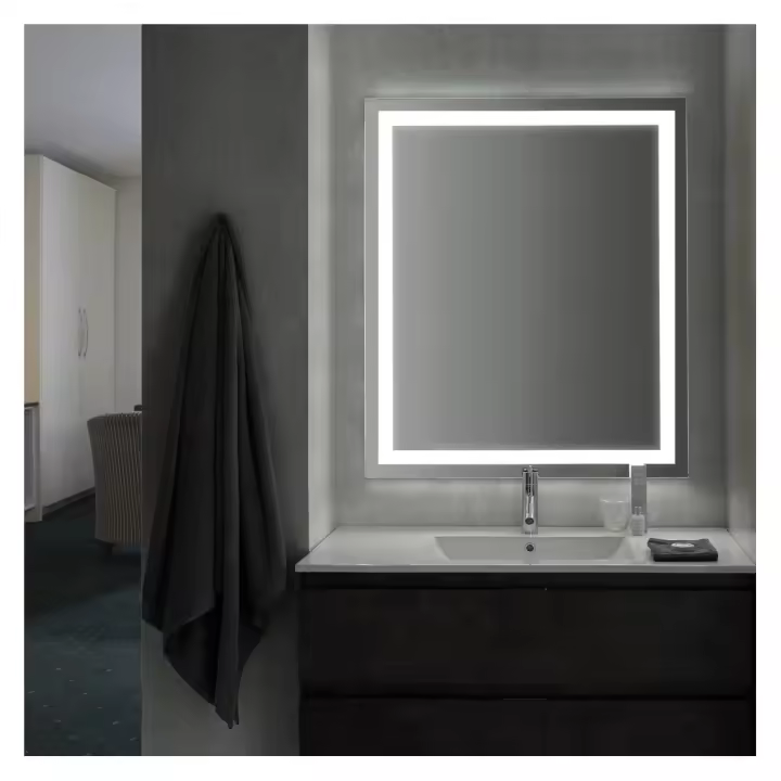 Espejo de Baño Rectangular con Luz LED - Luz Blanca Fría (5700K)  Modelo Bremen - 1