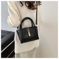 Bolso De Hombro Para Mujer 2025 Moda Diseño Niche Sensación Joven Bolsa Bandolera Estilo Cesta Vegetal Estilo De Moda - details 5