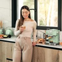 Power Espresso 20 Tradizionale Light Green Cafetera Express para espressos y cappuccinos, rápido Sistema de Calentamiento por thermoblock, 20 Bares, manómetro PressurePro y vaporizador orientable - details 1