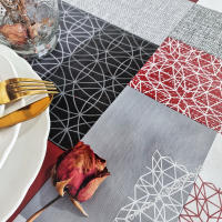OnedayStudio Mantel Plástico de PVC de Alta Resistencia, 140 cm de Ancho, Diseño Geométrico Moderno Gris y Rojo, Ideal para Mesa de Comedor, Cocina o Salon, Limpieza con Paño Húmedo - details 1