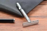 Afeitadora De Seguridad Para Hombres YAQI Matte Chrome Color AC Hoja Excalibur Individual Material De Zinc Aleación Y Latón - details 1