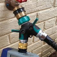 Válvula De Doble Camino Para Jardín Con Y-Divertidor De Agua Con Interruptor Conector Metálico De Aleación De Zinc - details 0