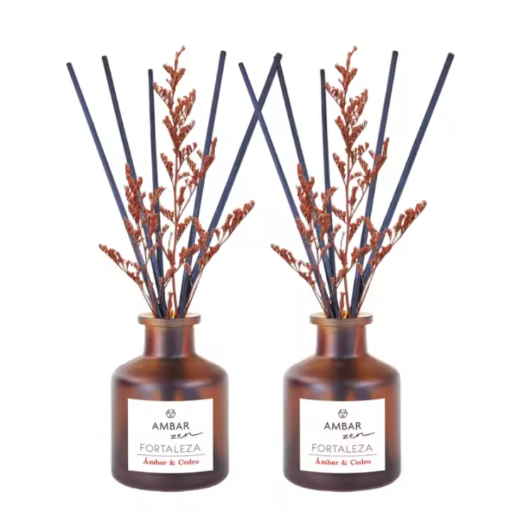 LILI HOME Pack de 2 Mikados Ambar y Cedro 40ml y más combinaciones para elegir - Despertar el Alma y Conectar con la Esencia. Una fragancia ambarada y oriental que comienza con notas frescas y coníferas que van adquiriendo un acento especiad - 1