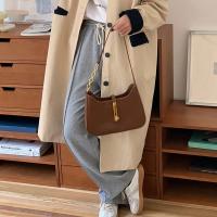 Bolso De Hombro Para Mujer De Lujo Pequeño En Cuero PU Versátil Con Cierre De Cremallera Bolso Underarm Moda Sensación Avanzada - details 11