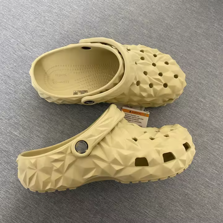 Cueva Zapatos Verano Durian Clásico Casual Baotou Playa Hombres y Mujeres Pareja Sandalias Chinclas - 1