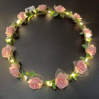 Diadema LED Para Mujeres Y Niñas Adorno De Cabeza Brillante Corona De Flores Luminosa Para Fiestas Cumpleaños Y Bodas - details 2