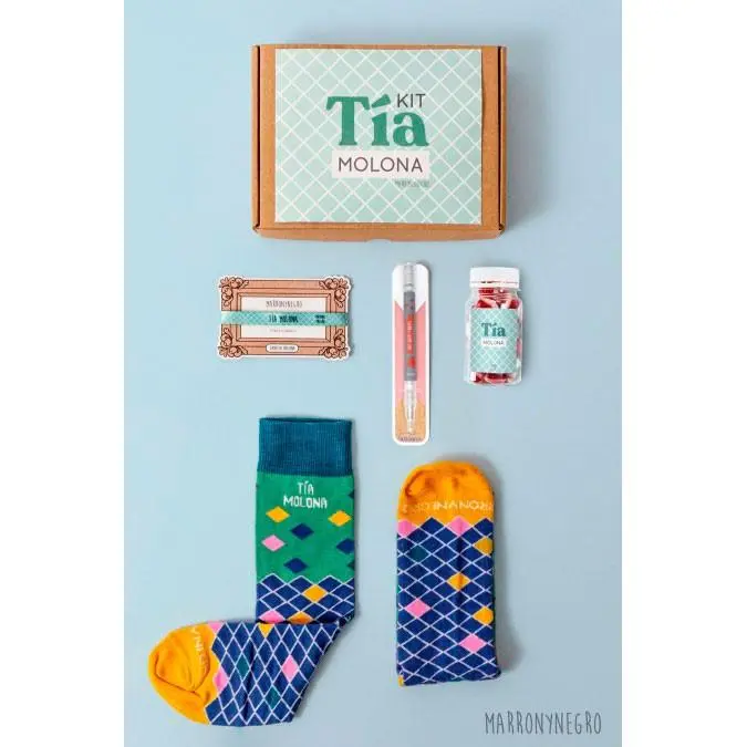 MARRONYNEGRO - Pack regalo Calcetines Tía Molona - Incluye calcetines boli, pulsera y bote de chuches - 80% algodón - Mujer - Talla de calcetín (35-40). - 1