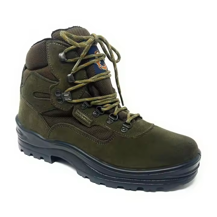 BOTA TREKKING  WATERPROOF KAKI. Botas impermeables hombre para proteger tus pies del frío y la lluvia. - 1