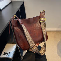 Bolso De Hombro Para Mujer Gran Capacidad Estilo Casual Para Trabajo Y Escuela Color Sólido Cierre De Cremallera Material PU - details 11