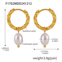 Pendientes Colgantes de Perla Natural de Agua Dulce + Maple Inoxidizable Dorado 18K,Aros Retorcidos Chapayos en Oro,Joyería de Moda para Mujer,Diseño Elegante y Sofisticado, Resistentes al Agua,Duraderos, accesorios de Lujo,Idea de Regalo para Cumpleaños - details 6