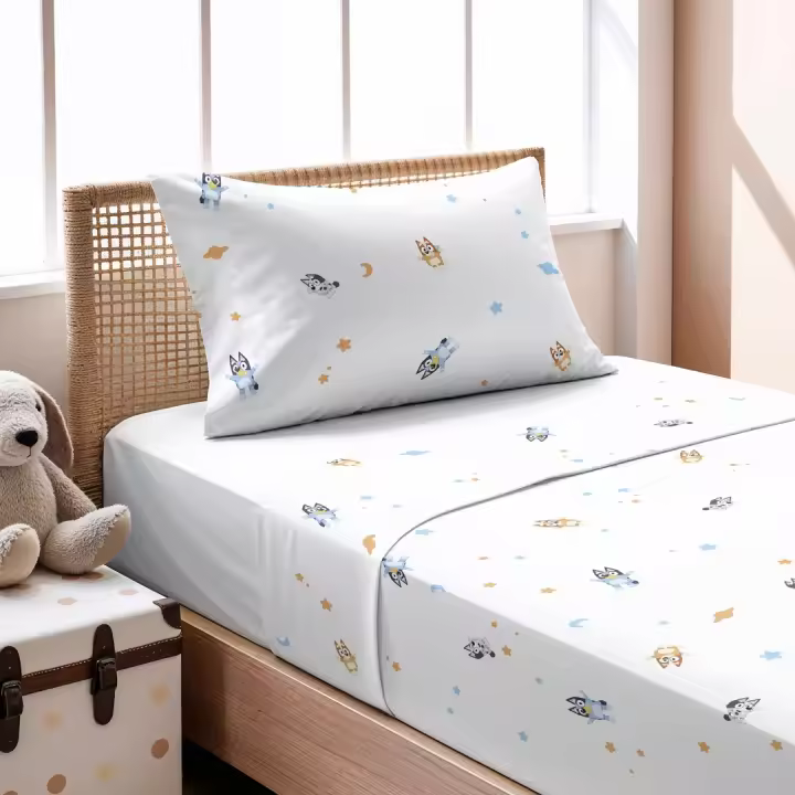 Sábana encimera infantil BLUEY + funda de almohada | Ropa de cama niños - 1