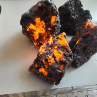 Pedra Natural Yooperlites Fluorescente Para Energía Reiki Especímenes Decoración De Hogar Y Diffusor De Aceites Estilo Pastoral Tema Del Amor - details 2