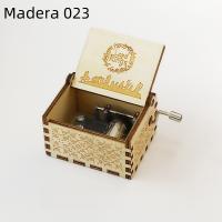Caja de música manual de madera, con tallado retro (o talla antigua) - Regalo de cumpleaños con impresión a color - details 39
