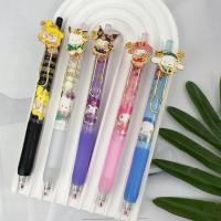 24pcs Bolígrafos De Gel Hello Kitty Sanrio Neutros Con Estampado De Parche Metálico Suministros De Oficina Y Estationería Para Estudiantes Y Regalos Para Niños - details 5