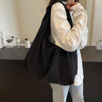 Bolso De Hombro Para Mujer Capacidad Grande Multigénero Bolsa De Compras Y Trabajo Versátil Con Múltiples Bolsillos Estilo Casual - details 2