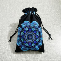 Mantel De Tela Para Tarot 29x29Inch Con Bolsa Grátis Juego De Cartas De Divinación Mesa De Atracción Alquimia Estilo Americano - details 2