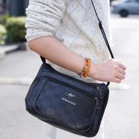 Bolso Bandolera De Moda Para Mujer En Cuero PU Gran Capacidad Con Múltiples Bolsillos Bolso De Hombro Negro Con Relieve Para Salidas Y Fiestas - details 3