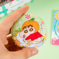 4pcs Auténticos Broches De Crayon Shin Chan Peluche Caja Sorpresa Dibujos Animados Lindo Colgante Para Ropa Y Mochilas Unisex - details 9