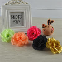 Rosa Artificial De Seda Amarilla/Oro Y Plateada 8cm Para Decoración De Boda Fiesta Doméstica Banquete DIY Flores Decorativas - details 1