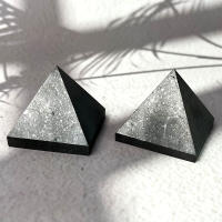 Torre De Pirámide De Cristal Natural 5CM Con Shungite Negro Piedras De Energía Para Reiki Hechicería Feng Shui Meditación Decoración - details 1