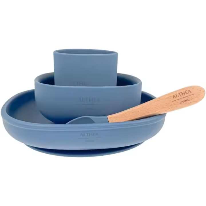 Vajilla bebé silicona orgánica Juego de 4 piezas: Plato cuadrado, cuenco con ventosa, vaso de aprendizaje y cuchara de bambú - Althea Living - 1