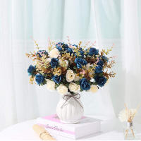 Bouquet De Rosas Artificiales Con Hojas De Eucalipto 12 Cabezas Rojo Para Decoración De Bodas Fiestas Y Hogar Imitación Realista De Flores Para Exterior Y Interior - details 3