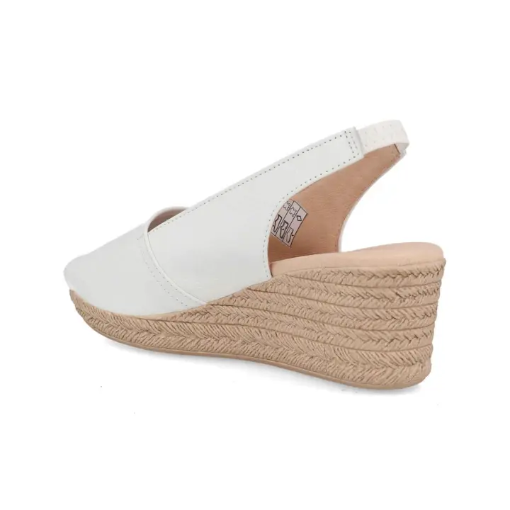 300 - DIGO DIGO SANDALIA SEÑORA PIEL  COLORES : NEGRO , BLANCO , ORO  TALLAS : 35 AL 41  CORTE EXTERIOR : PIEL  FORRO INTERIOR : PIEL  PLANTILLA : PIEL / GEL    ALTURA TACÓN / CUÑA : 5,5 CM.  PISO : SINTÉTICO - 1