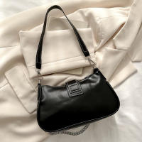 Bolso De Hombro Para Mujer Moda Con Adorno De Cadena Estilo Cool Negro Bolso De Axila De Motociclista Calidad Superior Para Damas Y Niñas - details 10