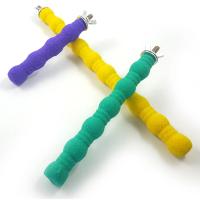 Juguete Para Aves Periquito Y Papagayo Madera Natural Con Polvo De Colores Torro De Masticar Para Pies De Mascotas Herramienta De Entrenamiento Y Diversion - details 3