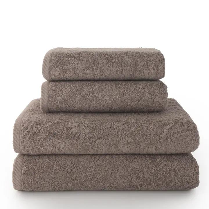 QUALITY TOWELS. Pack TOALLAS color VISÓN. Fabricadas en algodón cardado de 420 grs/m2. Packs de diferentes tamaños. Muy suaves y absorbentes. - 1