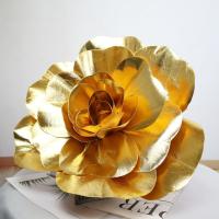 Gran Rosa Artificial De Espuma Para Fotografía Y Decoración De Fiestas Hecha a Mano Con Terminación Brillante Flores Artificiales Para Alineaciones Y Arreglos - details 6