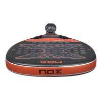 Pala de padel NOX AT10 GENIUS ATTACK 12K BY AGUSTIN TAPIA 2025 - La Nox AT10 Genius Attack 12K by Agustín Tapia 2025 - details 1