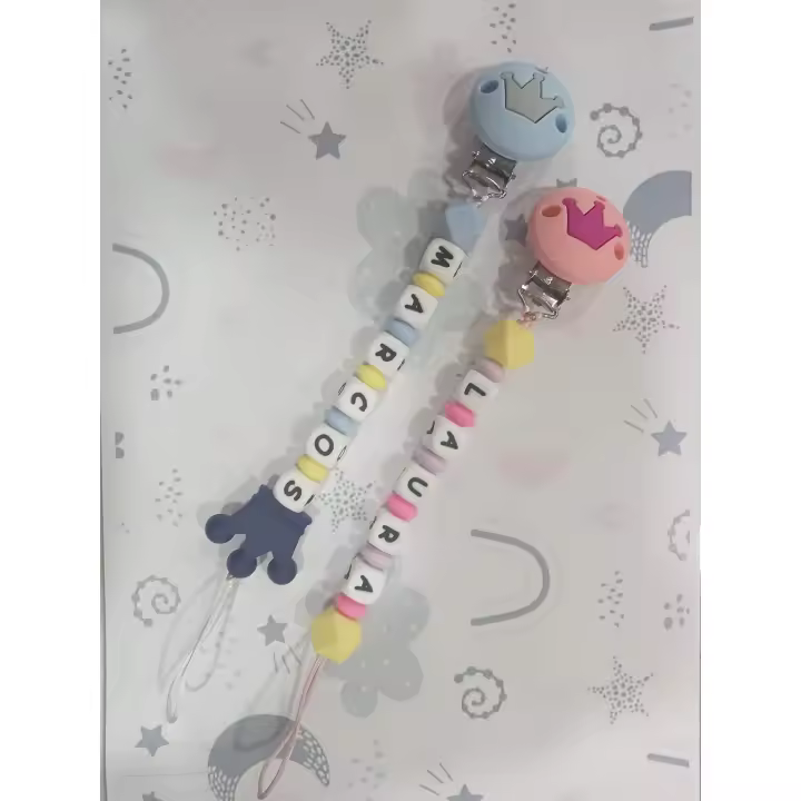 CHUPETEROS DE SILICONA CORONA PERSONALIZADOS CON NOMBRE - 1