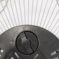 Ventilador metálico de suelo JOCCA 23 cm y 45 cm con diseño industrial, 3 velocidades, cabezal reclinable, silencioso, potente caudal de aire, portátil con asa, ideal para hogar u oficina, pies antideslizantes, bajo consumo - details 3