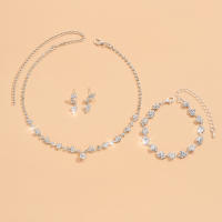Juego De Joyas Para Mujer Con Collar De Flores Pendientes Y Pulsera Accesorios Para Bodas Y Fiestas Clásicos De Metal - details 1