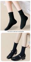 5 Pares De Calcetines Negros Puros Para Mujer Minimalistas Moda Versátiles Cómodos Ligeros Transpirables Medio Longitud - details 3