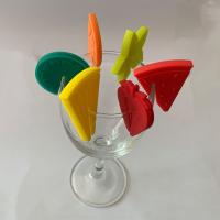Set Creativo De Marcadores De Bebida Para Vino Y Cocteles Con Pegatinas Para Cristales Y Tazas De Vino Tamaño Pequeño Color Rojo - details 10