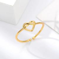 Anillo De Acero Inoxidable Para Mujer Color Oro Coupl Gold Diseño De Corazón Tendencia 2024 Joyería Lujo Aesthetic Anillos Mujer - details 2