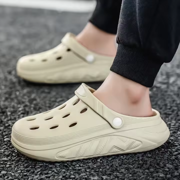 Zapatillas De Hombre Para El Jardín Y La Playa Zapatos De Comodidad Con Suela Gruesa Sandalias De Casa Exterior Clogs EVA Medio Tacón Estilo Sólido - 1
