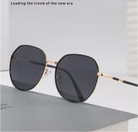 Women's Sunglasses Rose Gold - details 0