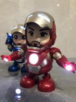 Figura De Acción De Superhéroes LED Danceable Y Cantable Iron Man Hulk Robot Spiderman Batman Toy Para Niños Regalo De Cumpleaños - details 10