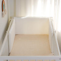 LALA - Cuna de Bebe envolvent de Algodón Puro satinado Blanco barandilla de Bebe almohadilla de Protección satinado Blanco 60*30*3 extraible y lavable, - details 2