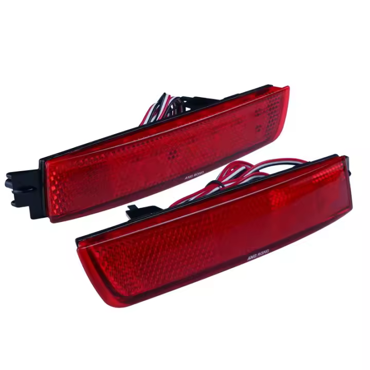 Lámpara De Freno Trasera LED Roja Para Nissan Juke Murano Sentra Quest Infiniti FX35 FX37 F50 QX70 Reflector De Parachoques Instalación Directa Reemplazo Útil Para Coches - 1