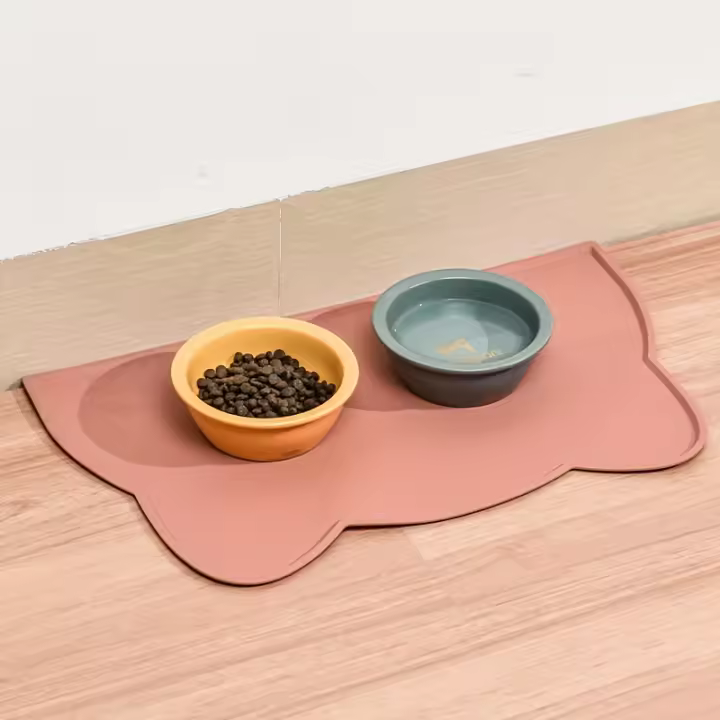 Alfombrilla Para Comer De Gatos Y Perros Con Borde Elevado Silicone Delgada Impermeable Placemat Para Mascotas Material De Goma - 1