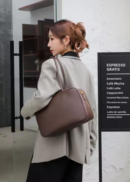 Bolso De Hombro Para Mujer En Cuero Genuino Split Tamaño Grande Color Marrón Y Negro Estilo De Lujo Y Moda Bolso Cruzado - 1